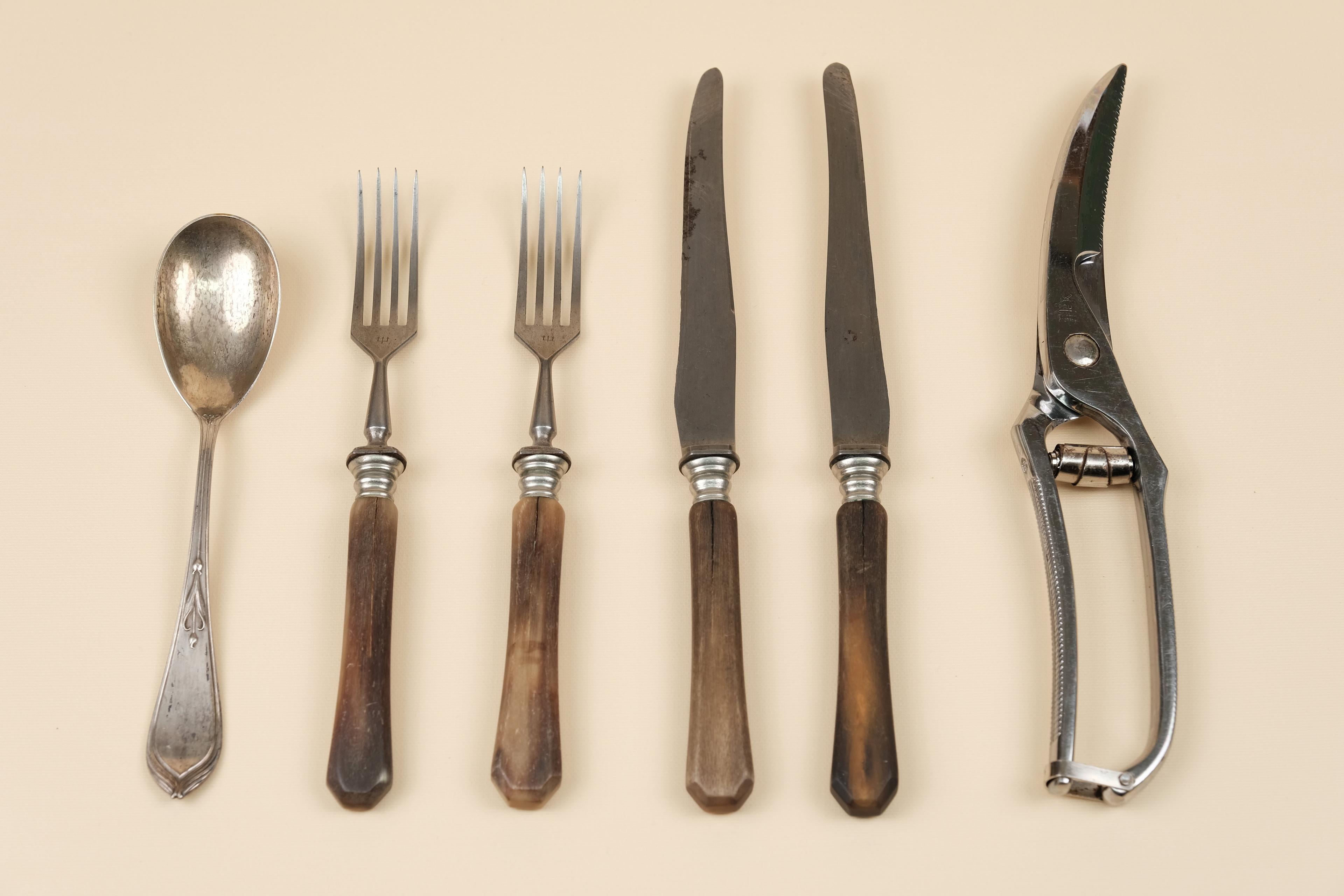 포크, 나이프, 스푼, 가위, 틀